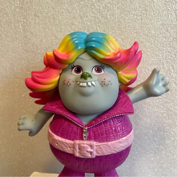 Dreamworks Trolls Bridget Lady Glitter Sparkles Toy Figure - Picture 2 of 10